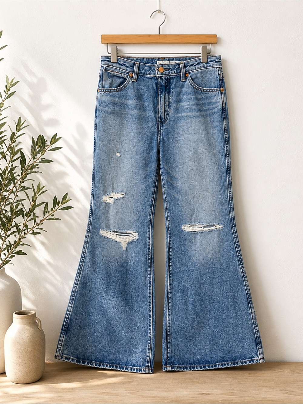 Wrangler Wanderer High Rise Flare Jeans Distressed Bell Bottom 28x30